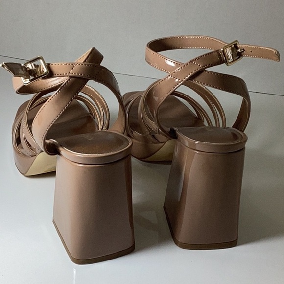 Teriss Strappy Platform Sandals - Picture 7 of 10